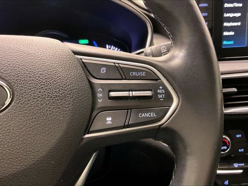 Used 2020 Hyundai Santa Fe Limited image 16