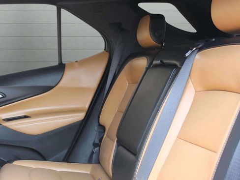 Used 2018 Chevrolet Equinox Premier image 27