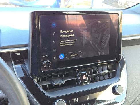 Used 2025 Toyota Corolla SE image 26