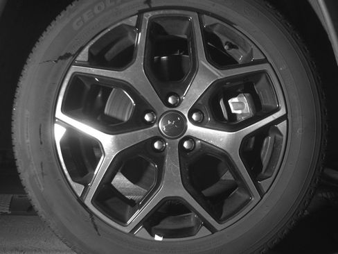 Used 2025 Jeep Compass Limited image 13