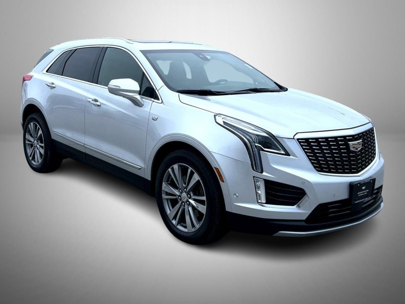 Used 2020 Cadillac XT5 Premium Luxury w/ Platinum Package AWD/4WD image 3