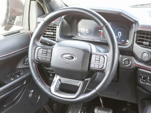 Used 2022 Ford Expedition Max Limited image 22