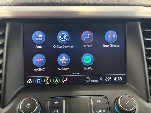 Used 2022 GMC Acadia SLT w/ Preferred Package FWD image 44