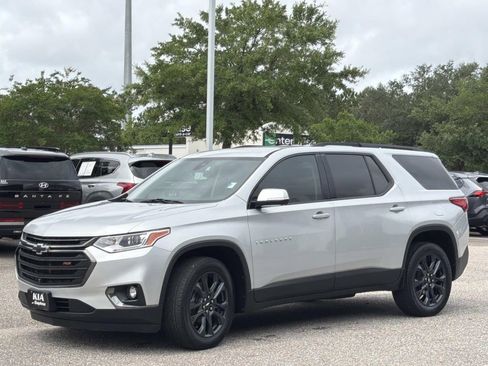 Used 2020 Chevrolet Traverse RS FWD image 8