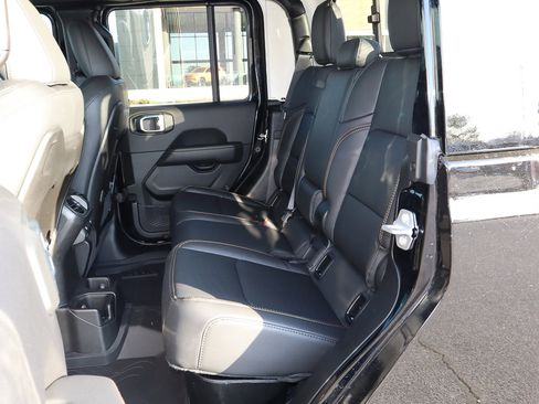 New 2026 Jeep Gladiator Sport image 14