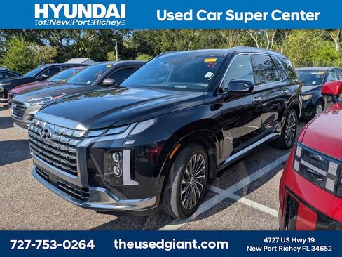 Used 2025 Hyundai Palisade Calligraphy FWD image 1