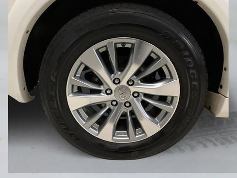 Used 2016 INFINITI QX80 4WD w/ Driver's Assistance Package image 15