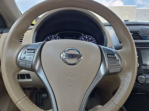 Used 2013 Nissan Altima 2.5 SV FWD image 13