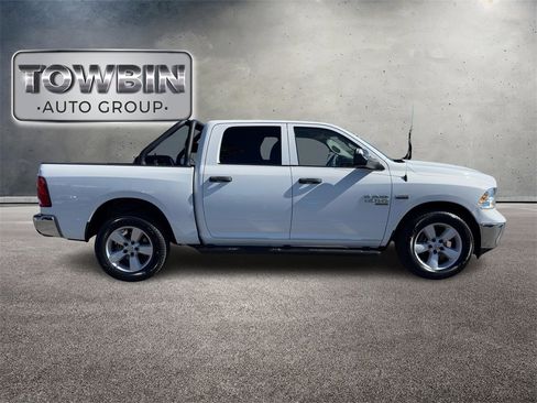 Used 2021 RAM 1500 Tradesman w/ Tradesman SXT Package image 3