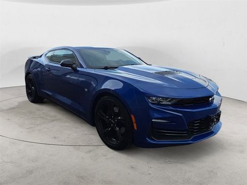 Used 2021 Chevrolet Camaro SS image 7