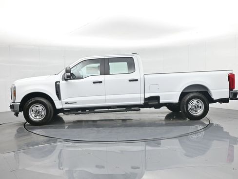 New 2026 Ford F350 XL w/ XL Chrome Package image 30