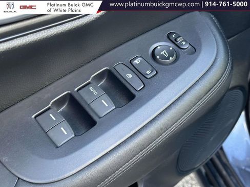 Used 2024 Honda HR-V LX image 19