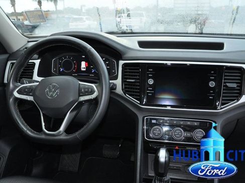 Used 2022 Volkswagen Atlas SE image 19