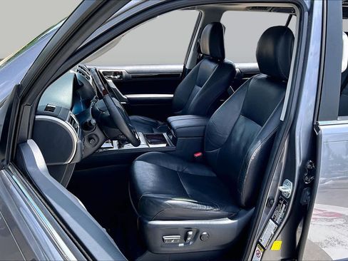 Used 2015 Lexus GX 460 w/ Premium Package AWD/4WD image 7