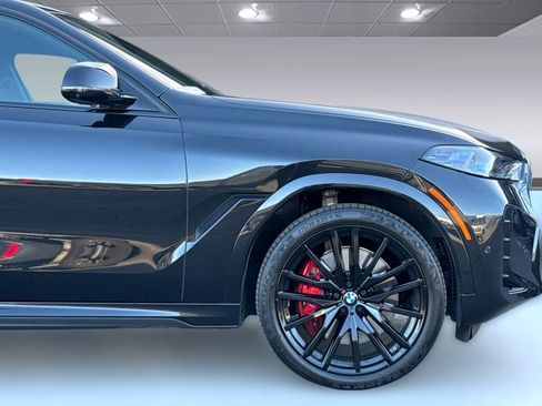 Used 2024 BMW X6 M60i image 21