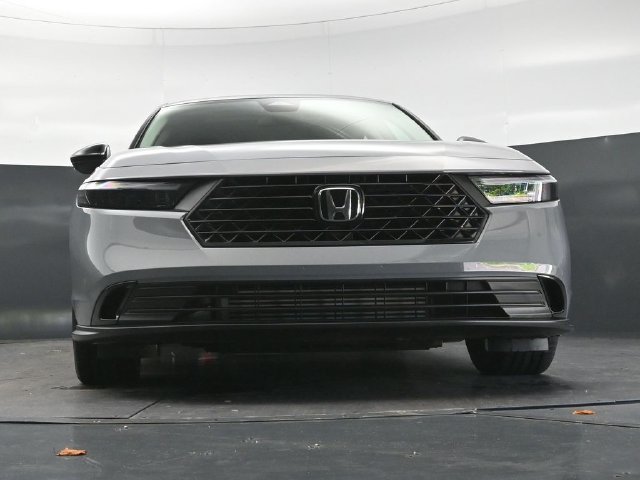 Used 2025 Honda Accord SE image 24