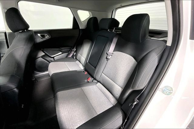 Used 2025 Kia Soul EX FWD image 27