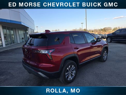 Used 2026 Chevrolet Equinox LT image 3