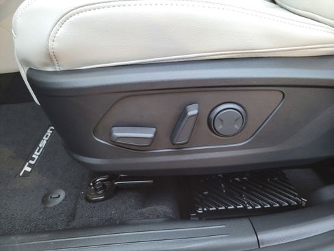 New 2026 Hyundai Tucson Limited image 13