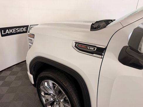 Used 2025 GMC Sierra 1500 Denali AWD/4WD image 9