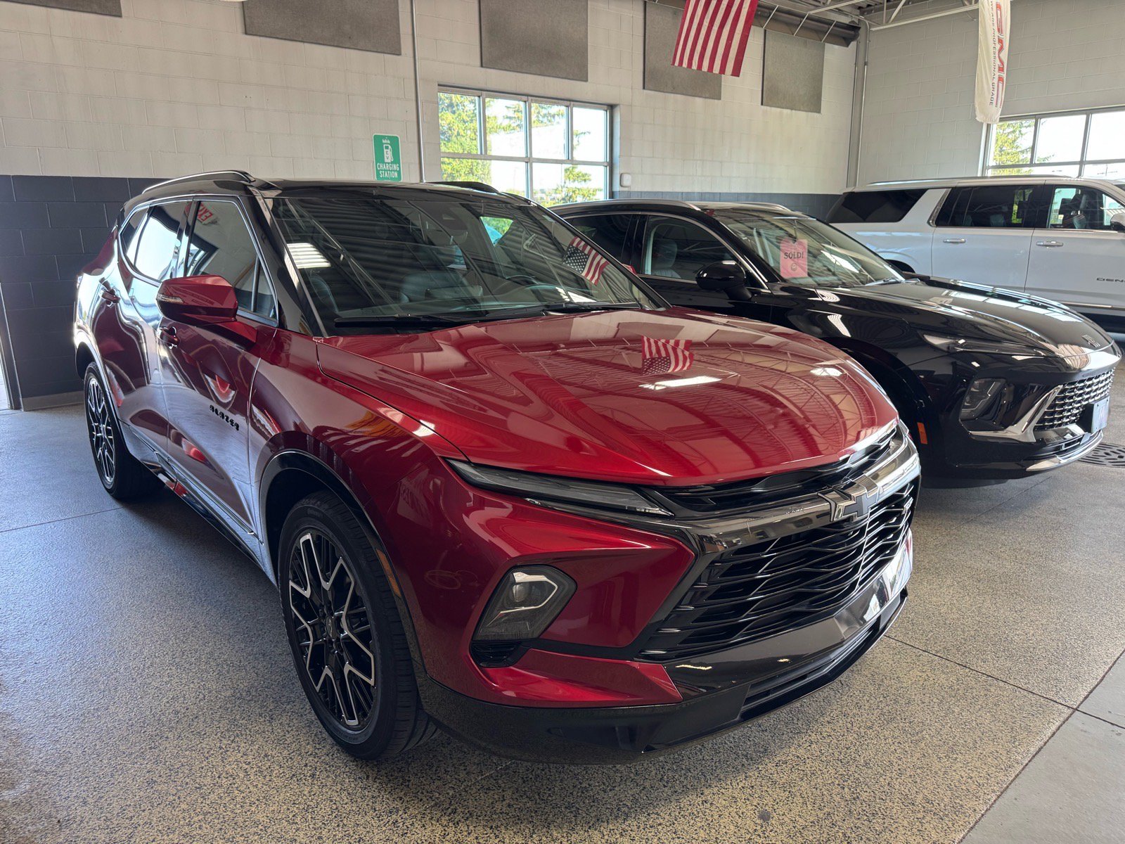 Used 2024 Chevrolet Blazer RS w/ Driver Confidence II Package AWD/4WD image 3