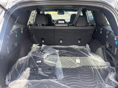 New 2026 Subaru Outback Limited XT AWD/4WD image 11