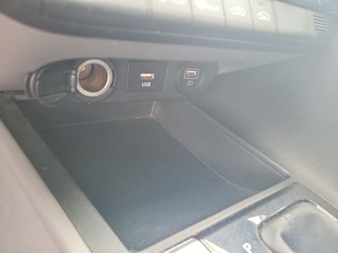 Used 2023 Hyundai Elantra SEL w/ Cargo Package FWD image 29