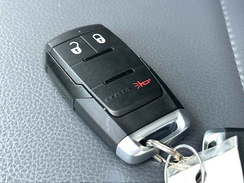 Used 2024 RAM 3500 Tradesman w/ Chrome Appearance Group image 29