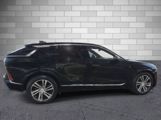 Certified 2024 Cadillac Lyriq Luxury RWD image 7