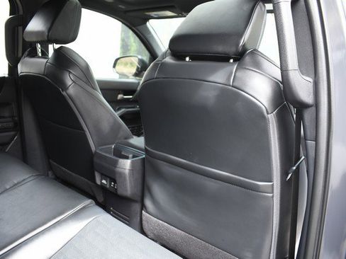 Certified 2024 Toyota Tacoma TRD Sport w/ TRD Sport Premium Package image 28