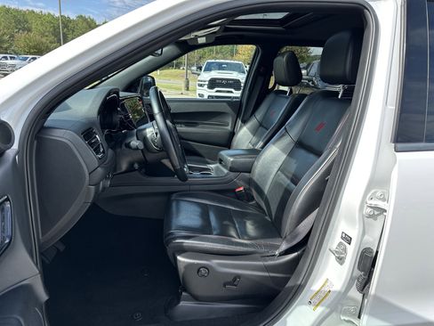 Used 2023 Dodge Durango GT image 9