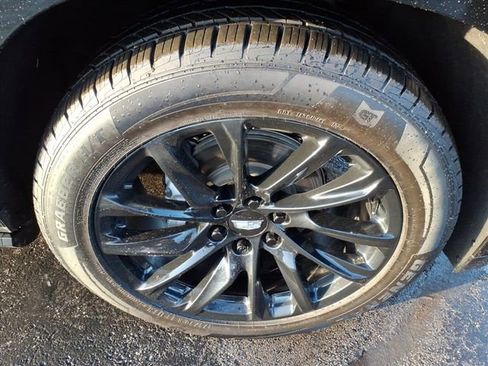 Used 2023 Cadillac Escalade ESV Sport w/ LPO, ONYX Package image 12