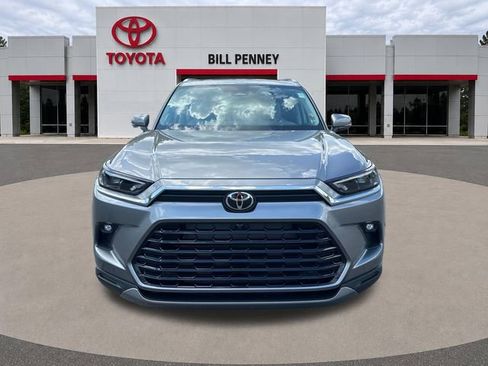 New 2026 Toyota Grand Highlander FWD image 8