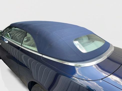 Used 2020 Rolls-Royce Dawn RWD image 7