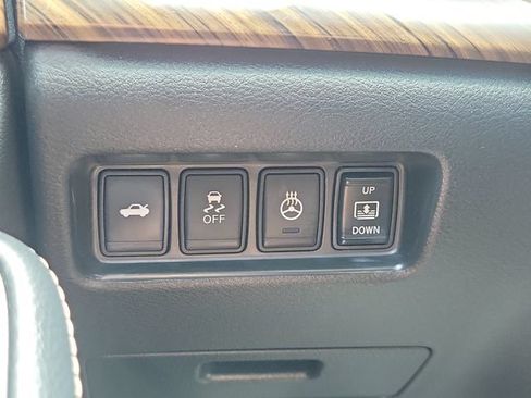Used 2016 Nissan Maxima Platinum w/ Interior Lighting Package FWD image 29