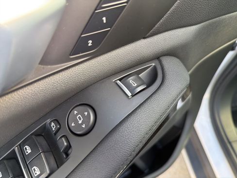 Used 2021 BMW X5 xDrive40i w/ Convenience Package image 89