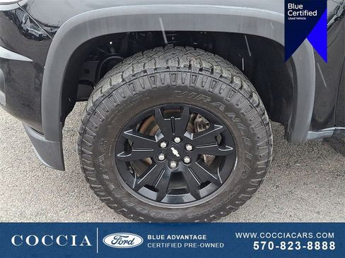 Used 2019 Chevrolet Colorado Z71 w/ Z71 Midnight Edition image 8