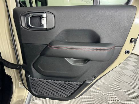 Used 2020 Jeep Gladiator Rubicon image 38