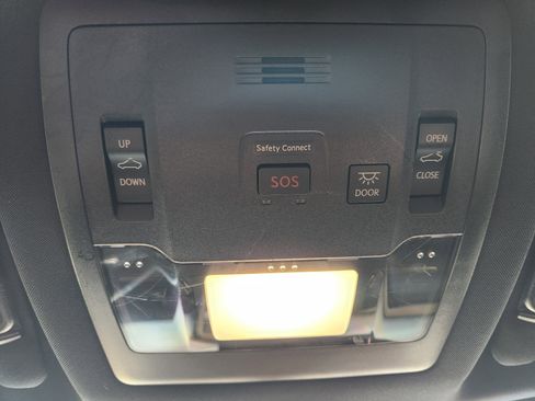 Used 2015 Lexus NX 200t F Sport w/ Navigation System Package image 31