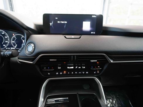 Used 2024 MAZDA CX-90 Plug-In Hybrid w/ Preferred AWD/4WD image 17