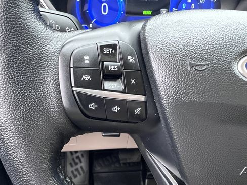 Used 2020 Ford Escape Titanium image 37