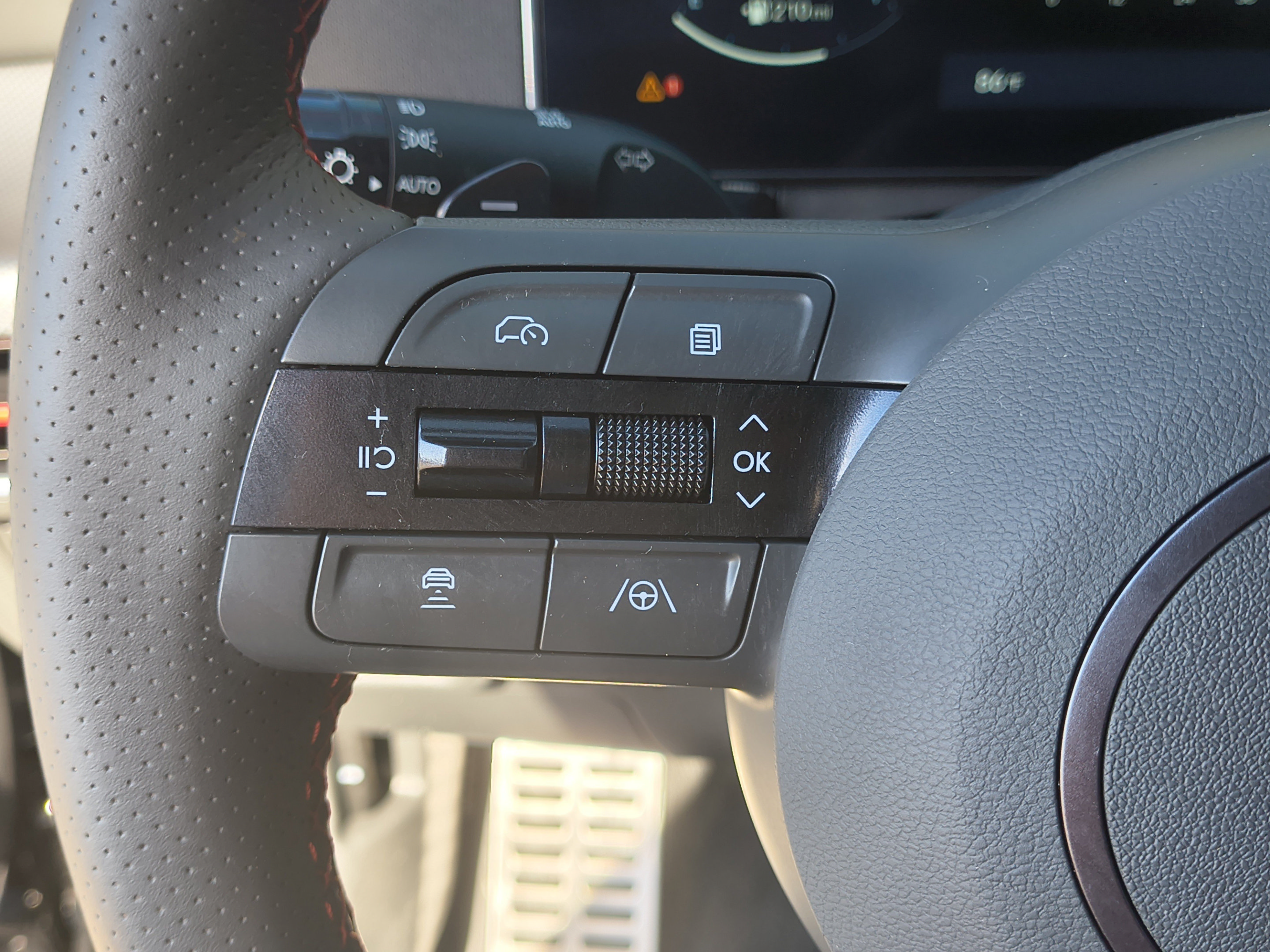 Certified 2025 Hyundai Sonata N Line FWD image 29