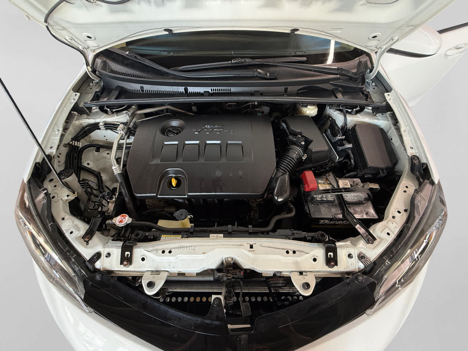 Used 2017 Toyota Corolla LE w/ Carpet Mat Package (TMS) FWD image 24