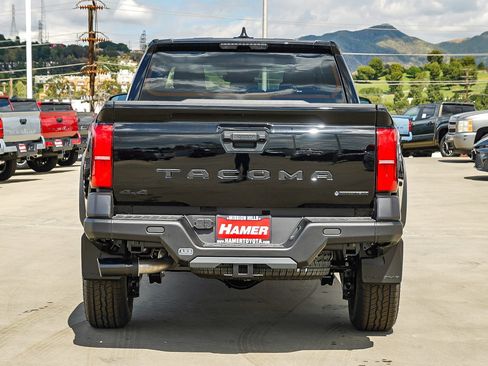 New 2026 Toyota Tacoma TRD Off-Road AWD/4WD image 6