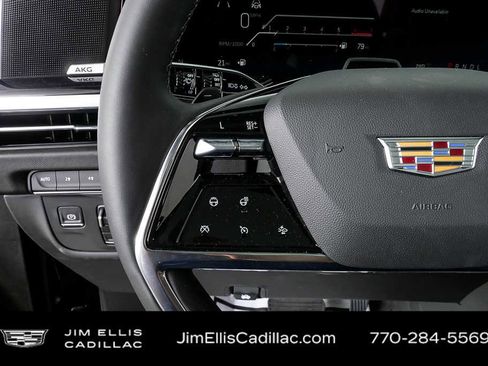 New 2026 Cadillac Escalade ESV Sport w/ Touring Package AWD/4WD image 10