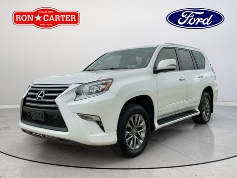 Used 2018 Lexus GX 460 Luxury w/ Preferred Accessory Package AWD/4WD image 3