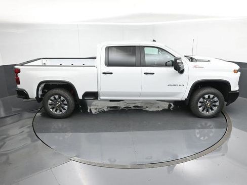 New 2025 Chevrolet Silverado 2500 Custom w/ Custom Value Package image 22