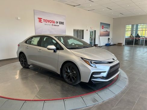 New 2026 Toyota Corolla SE image 1
