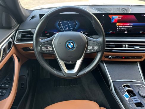 Used 2023 BMW i4 eDrive35 w/ Premium Package RWD image 13