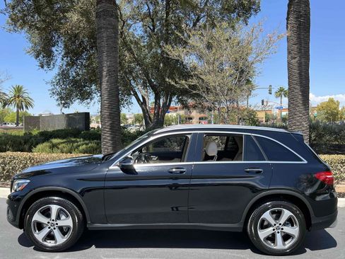 Used 2018 Mercedes-Benz GLC 300 4MATIC image 18